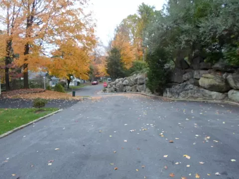 41 Killdeer Pl, Hackettstown, NJ 07840 photo 2