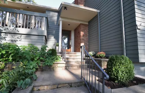 17 Rowan Rd, Summit, NJ 07901 photo 2