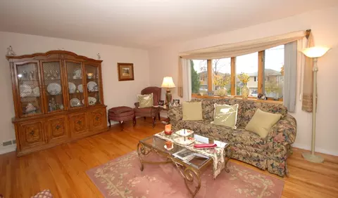 17 Hickory Rd, Nutley, NJ 07110 photo 4