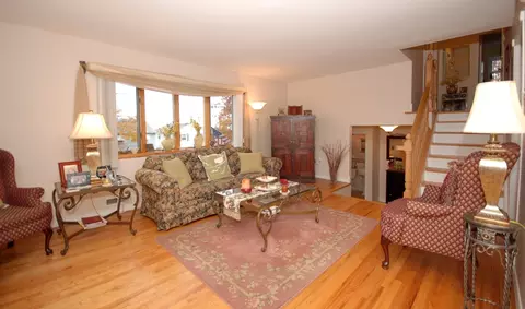 17 Hickory Rd, Nutley, NJ 07110 photo 3