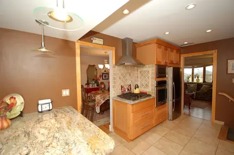 17 Hickory Rd, Nutley, NJ 07110 photo 8