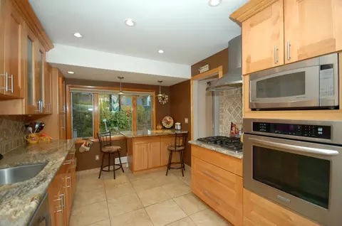 17 Hickory Rd, Nutley, NJ 07110 photo 7
