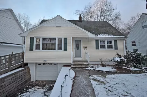 34 Pinecrest Ter, Wayne, NJ 07470 photo 1