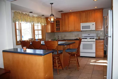 26 Fenner Pl, Wayne, NJ 07470 photo 3