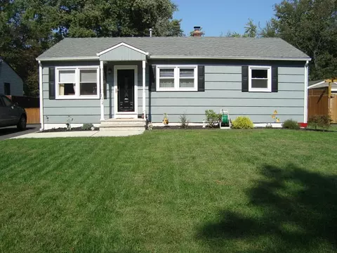 112 Cap Ln, Middlesex, NJ 08846 photo 1