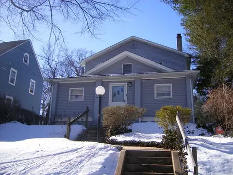 835-37 Dixie Ln, Plainfield, NJ 07062 photo 4