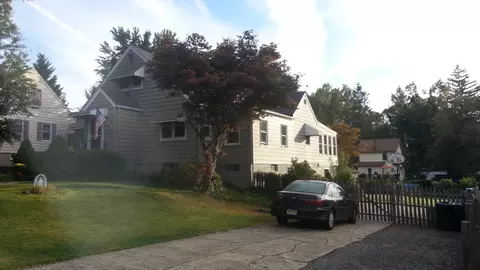 73 Hillside Ave, Berkeley Heights, NJ 07922 photo 9