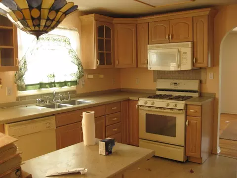 25 Summit Dr, Wayne, NJ 07470 photo 3