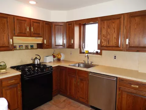 100 Beech St, Nutley, NJ 07110 photo 6