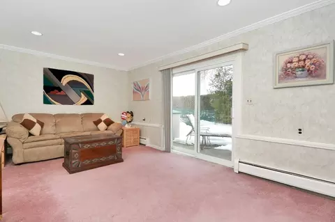 442 Locust Ave, Paramus, NJ 07652 photo 18