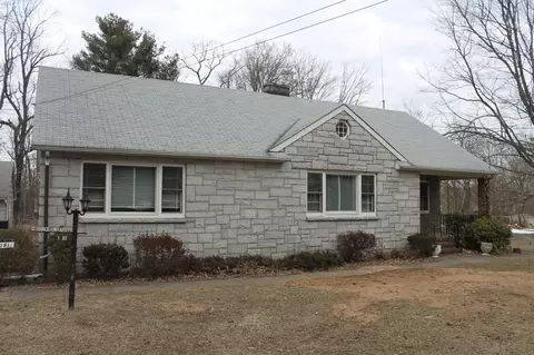 181 Midwood Rd, Paramus, NJ 07652 photo 2