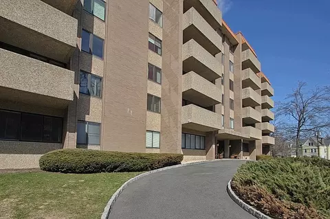 1 Euclid Ave #6-A, Summit, NJ 07901 photo 1