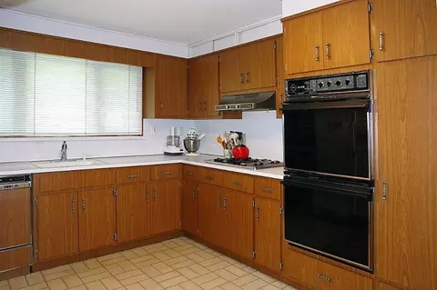 137 Laurel Dr, Springfield, NJ 07081 photo 5