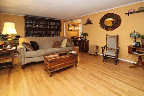 155 Pitt Rd, Springfield, NJ 07081 photo 3