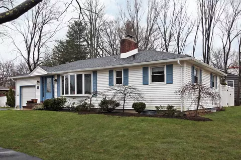 155 Pitt Rd, Springfield, NJ 07081 photo 16