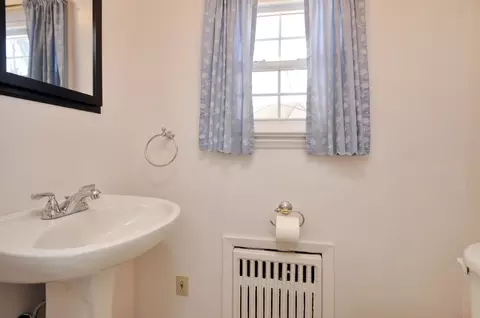 487 Mountainview Dr, North Plainfield, NJ 07063 photo 9