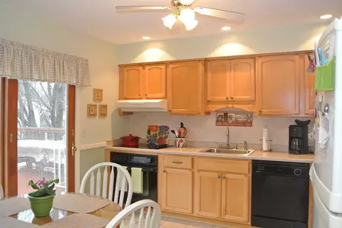 8 John St, Hackettstown, NJ 07840 photo 7