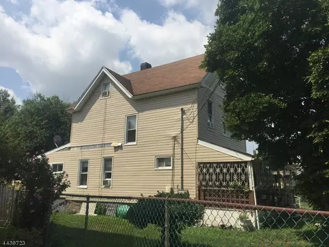 77 W 2nd St, Bound Brook, NJ 08805 photo 4