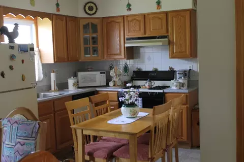 96 Warwick Rd, Hillside, NJ 07205 photo 5