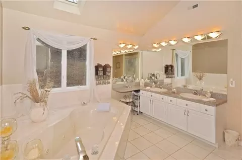 25 Foxboro Rd, Wayne, NJ 07470 photo 14