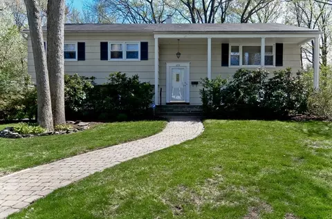270 Colby Pl, Paramus, NJ 07652 photo 1