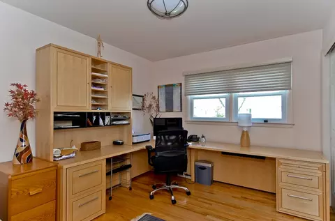 270 Colby Pl, Paramus, NJ 07652 photo 13