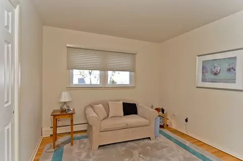 270 Colby Pl, Paramus, NJ 07652 photo 12