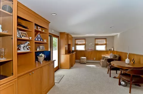 270 Colby Pl, Paramus, NJ 07652 photo 15
