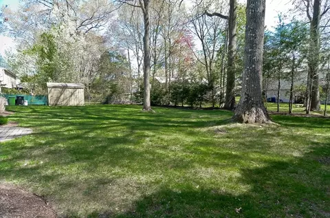 270 Colby Pl, Paramus, NJ 07652 photo 5