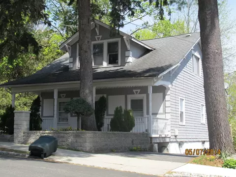 31 Lawrence St, Dover, NJ 07801 photo 1