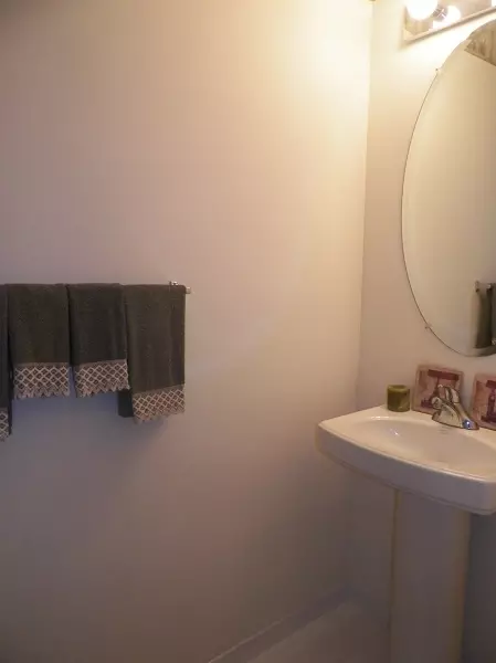547 Coventry Dr, Nutley, NJ 07110 photo 12