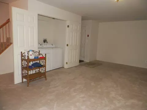547 Coventry Dr, Nutley, NJ 07110 photo 10