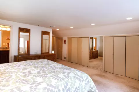 48 Jerome Pl, Wayne, NJ 07470 photo 9