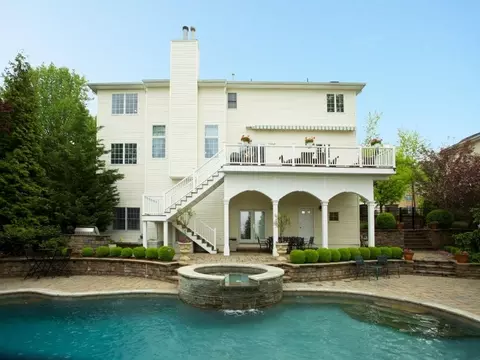 31 Stratton Dr, Wayne, NJ 07470 photo 2