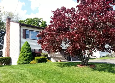 36 Amendola Dr, Netcong, NJ 07857 photo 5