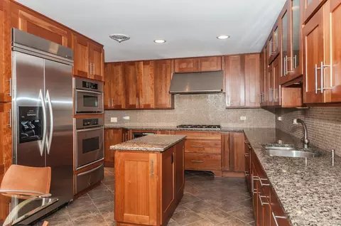 76 Tree Top Dr, Springfield, NJ 07081 photo 8