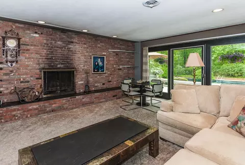 76 Tree Top Dr, Springfield, NJ 07081 photo 6