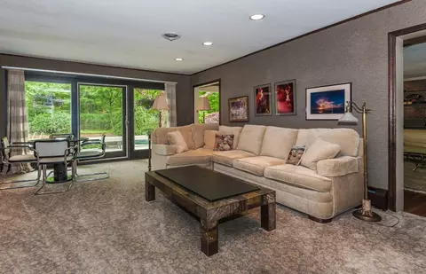 76 Tree Top Dr, Springfield, NJ 07081 photo 5