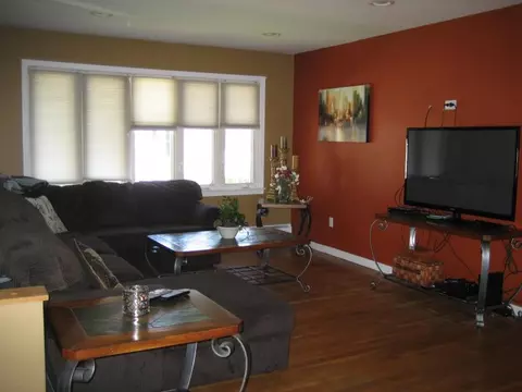 835 Mitchell Ave, Union, NJ 07083 photo 4