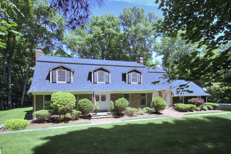 3 Rustic Rd, Saddle River, NJ 07458 photo 1
