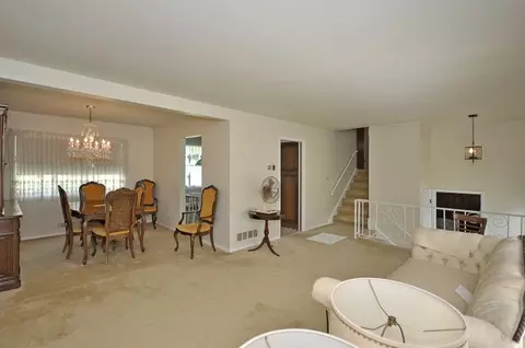10 Melanie Ln, Wayne, NJ 07470 photo 7