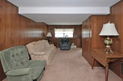 10 Melanie Ln, Wayne, NJ 07470 photo 18