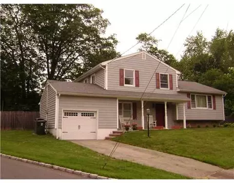 10 Whitehall Ave, Edison, NJ 08820 photo 11