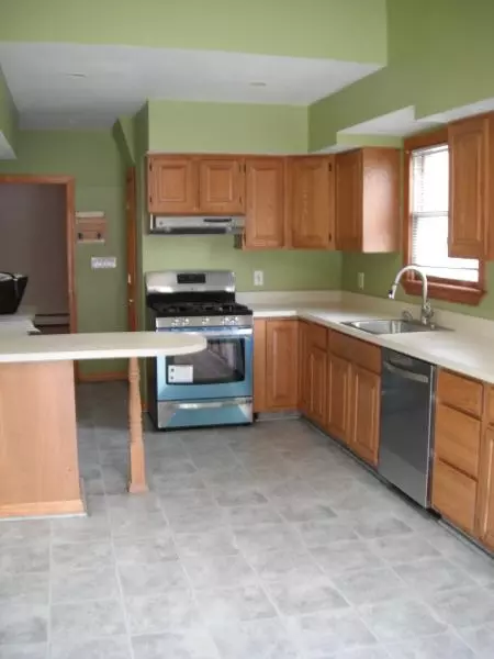 1025 Fairview Pl, Hillside, NJ 07205 photo 3