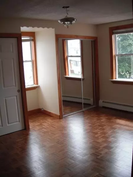 1025 Fairview Pl, Hillside, NJ 07205 photo 7