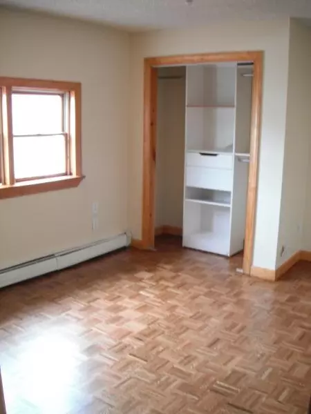1025 Fairview Pl, Hillside, NJ 07205 photo 6
