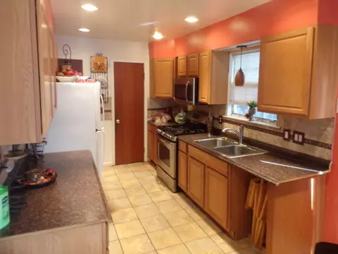 422 E Front St #E, Plainfield City, NJ 08865 photo 6