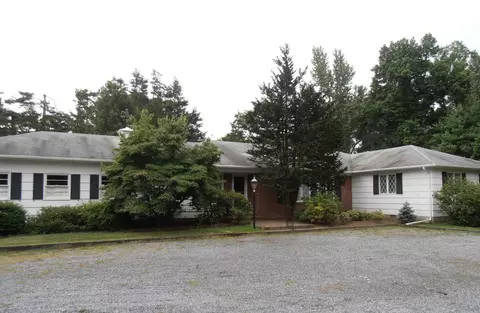 89 Rumson Rd, Rumson, NJ 07760 photo 1