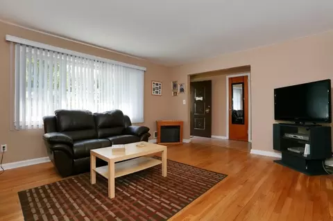 197 Norman Way, Paramus, NJ 07652 photo 3