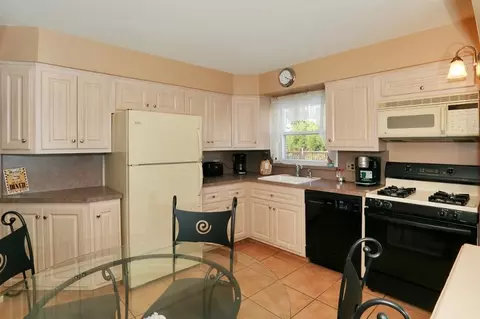 197 Norman Way, Paramus, NJ 07652 photo 8